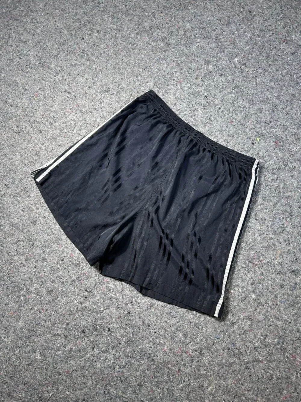 Adidas USA Vintage Soccer Shorts Sz L Black 3-Stripe Jacquard Striped Football